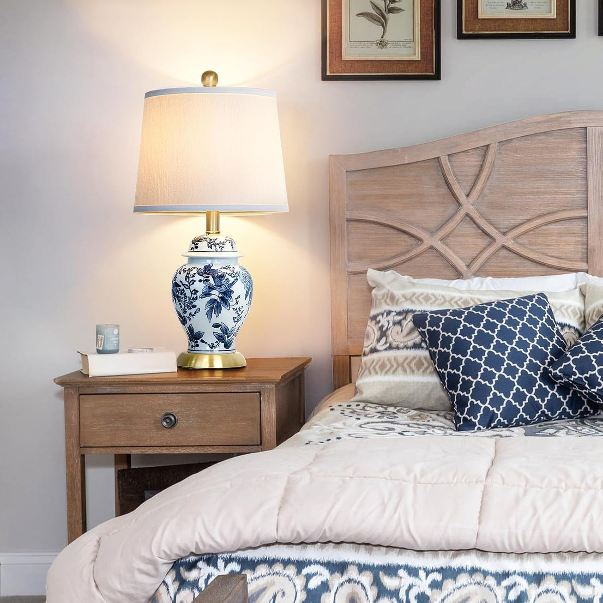 Chinoiserie Table Lamp 23'' Ceramic Table Lamp, Classic Blue and White Bedside Desk Nightstand Lamp for Bedroom Living Room Office College Bookcase Coffee,Dimmable,Single Lamp